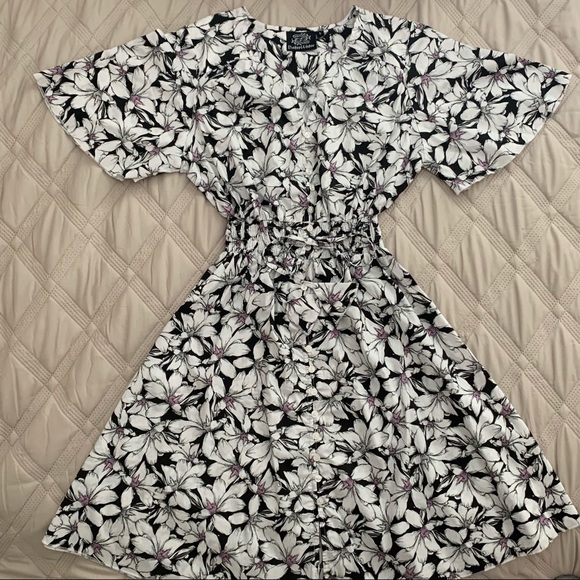 NWT Button-Up Sun Dress - Picture 3 of 8